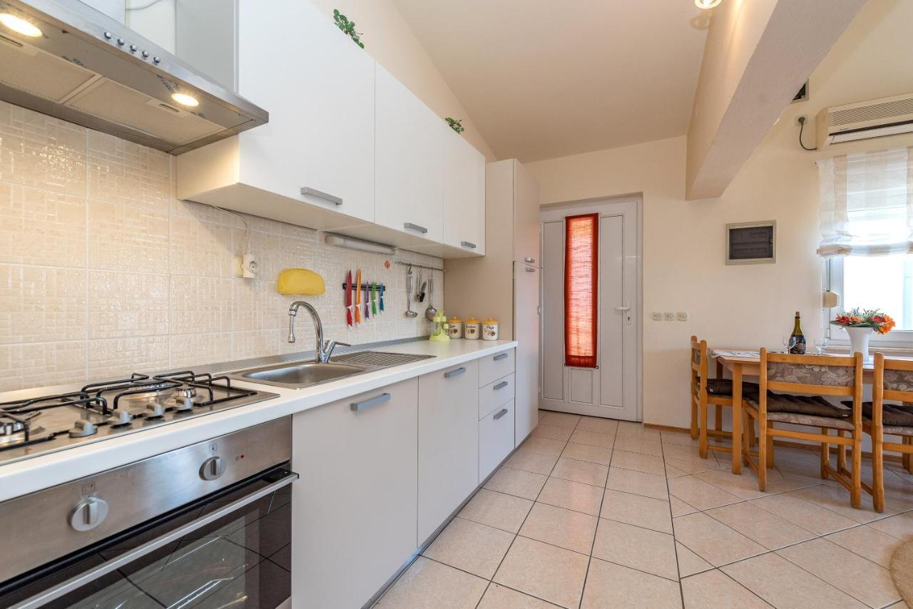 Apartmani Merica Pakoštane Zewnętrze zdjęcie